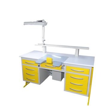 Medical Lab Technician - 650W医療歯科ラボワークステーションスチール製歯科技工士用テーブル